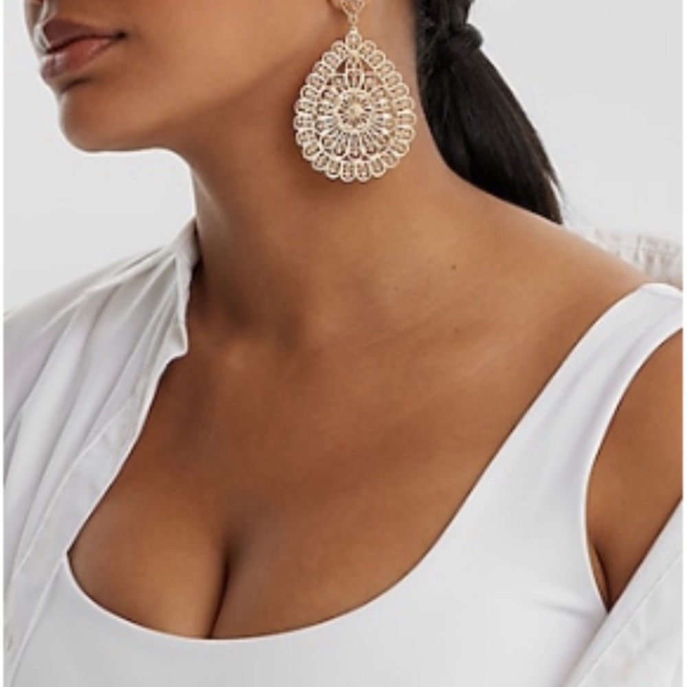 Express earrings Gold beauty USED